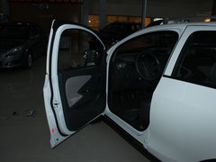2011款 1.3L AMT 豪华型 5座