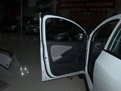 2011款 1.3L AMT 豪华型 5座