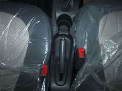 2011款 1.3L AMT 豪华型 5座