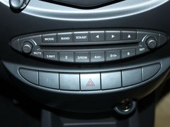 2011款 1.3L AMT 豪华型 5座