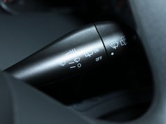 2011款 1.3L AMT 豪华型 5座