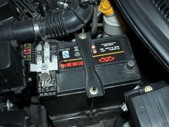 2011款 1.3L AMT 豪华型 5座
