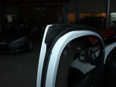 2011款 1.3L AMT 豪华型 5座