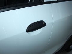 2011款 1.3L AMT 豪华型 5座