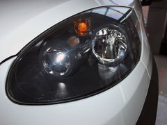 2011款 1.3L AMT 豪华型 5座