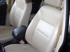 2011款 1.5L 手动 尊贵型 5座