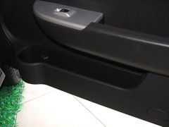 2011款 1.5L 手动 尊贵型 5座