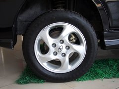 2011款 1.5L 手动 尊贵型 5座