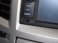 2011款 1.5L 手动 尊贵型 5座