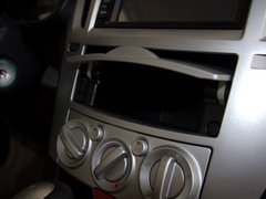 2011款 1.5L 手动 尊贵型 5座