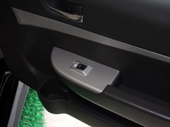 2011款 1.5L 手动 尊贵型 5座