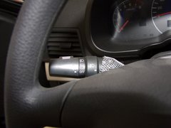 2011款 1.5L 手动 尊贵型 5座