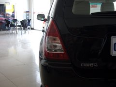 2011款 1.5L 手动 尊贵型 5座
