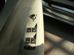 2012款 3.0 TFSI 舒适型