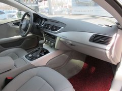 2012款 3.0 TFSI 舒适型