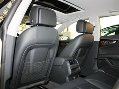 2012款 3.0 TFSI 舒适型