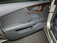 2012款 3.0 TFSI 舒适型