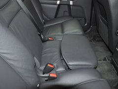 2012款 2.5T 自动 北欧豪华版 7座