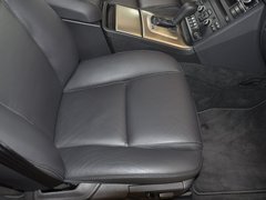 2012款 2.5T 自动 北欧豪华版 7座