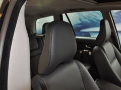 2012款 2.5T 自动 北欧豪华版 7座