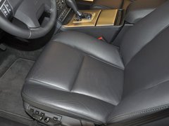 2012款 2.5T 自动 北欧豪华版 7座