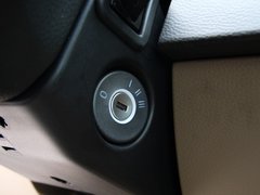 2012款 2.5T 自动 北欧豪华版 7座