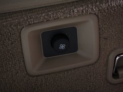 2012款 2.5T 自动 北欧豪华版 7座