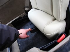 2012款 2.5T 自动 北欧豪华版 7座