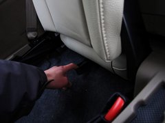 2012款 2.5T 自动 北欧豪华版 7座