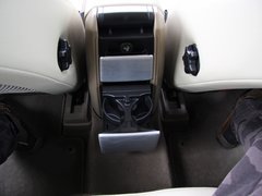 2012款 2.5T 自动 北欧豪华版 7座