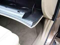 2012款 2.5T 自动 北欧豪华版 7座