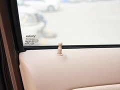 2012款 2.5T 自动 北欧豪华版 7座