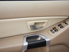 2012款 2.5T 自动 北欧豪华版 7座