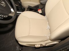 2011款 1.5L 手动 精英型