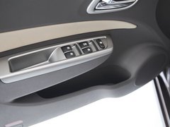 2011款 1.5L 手动 精英型