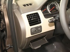 2011款 1.5L 手动 精英型