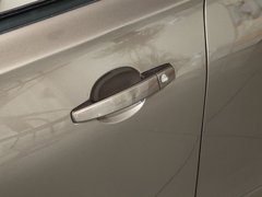 2011款 1.5L 手动 精英型