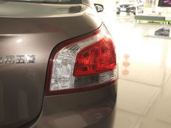 2011款 1.5L 手动 精英型