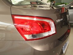 2011款 1.5L 手动 精英型
