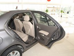 2011款 1.5L 手动 精英型