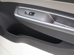2011款 1.5L 手动 精英型