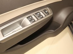 2011款 1.5L 手动 精英型