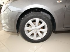 2011款 1.5L 手动 精英型