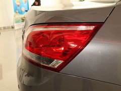 2011款 1.5L 手动 精英型