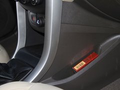 2011款 1.5L 手动 精英型