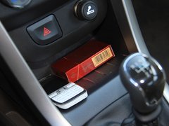 2011款 1.5L 手动 精英型