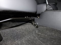 2011款 1.0L 手动 传奇版