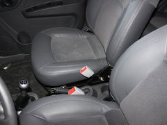 2011款 1.0L 手动 传奇版