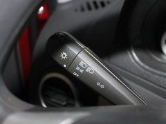2011款 1.0L 手动 传奇版