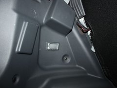 2011款 1.0L 手动 传奇版